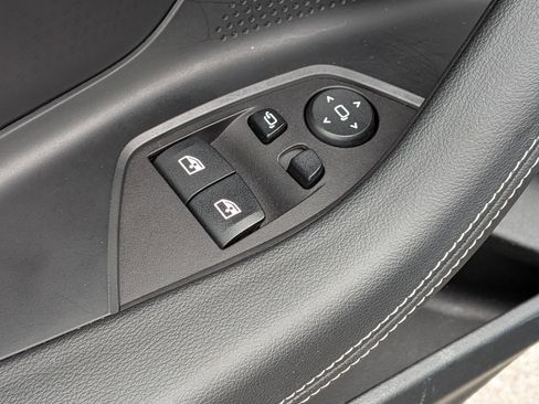 Certified 2024 BMW 230i 230i w/ Convenience Package image 13