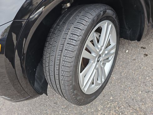 Used 2018 Audi Q5 2.0T Premium Plus w/ Premium Plus Package image 33