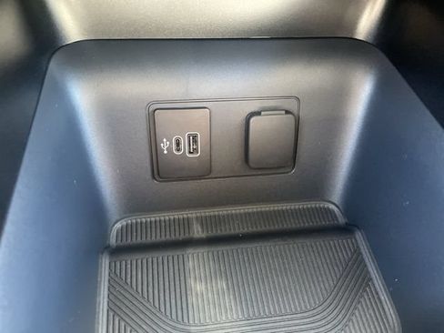 New 2026 Ford Explorer Active w/ Active Comfort Package AWD/4WD image 33