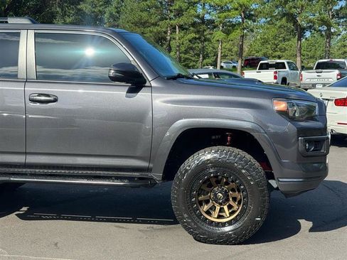 Used 2022 Toyota 4Runner TRD Sport w/ Technology Package AWD/4WD image 10