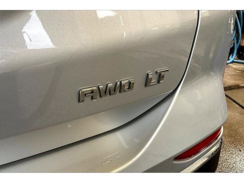 Used 2019 Chevrolet Equinox LT AWD/4WD image 9