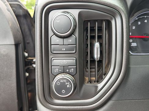 Used 2023 Chevrolet Silverado 2500 Custom w/ Gooseneck/5TH Wheel Package AWD/4WD image 19