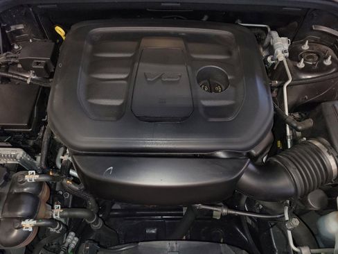 Used 2020 Jeep Grand Cherokee Laredo RWD image 30