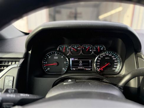 Used 2015 Chevrolet Tahoe LT image 10