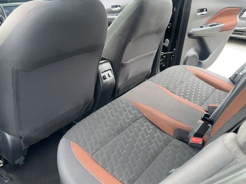 Used 2021 Nissan Kicks SR FWD image 33