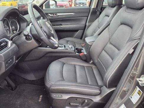 Certified 2025 MAZDA CX-5 AWD 2.5 S w/ Preferred Package image 4