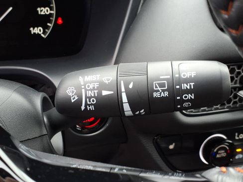 Certified 2024 Honda HR-V Sport image 29