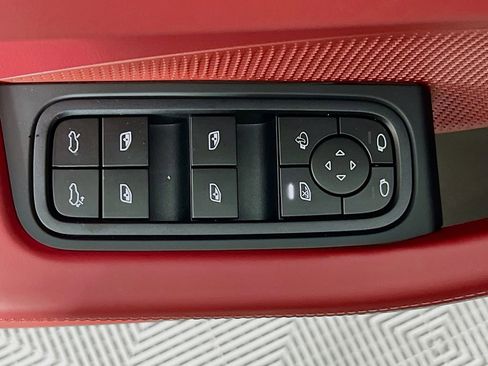 New 2026 Porsche Macan 4 Electric AWD/4WD image 20
