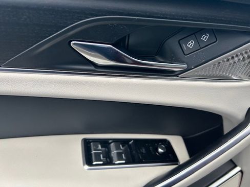 Used 2026 Jaguar F-PACE R-Dynamic S image 16