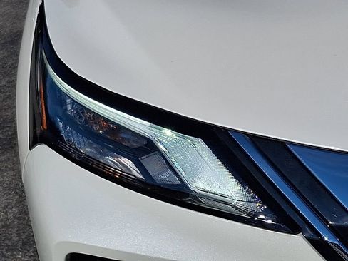 Certified 2023 Nissan Rogue SV AWD/4WD image 10