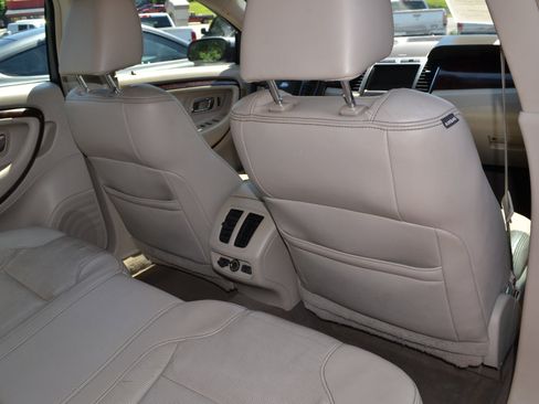 Used 2011 Ford Taurus Limited w/ 303A Rapid Spec Order Code image 14