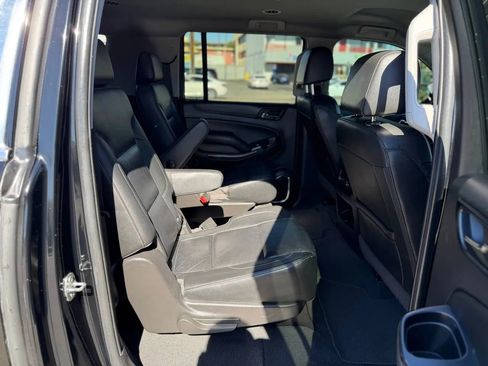 Used 2019 Chevrolet Suburban LT w/ Max Trailering Package image 30
