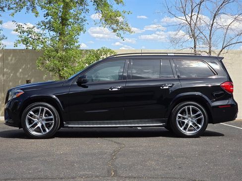 Used 2017 Mercedes-Benz GLS 550 4MATIC w/ Driver Assistance Package image 7