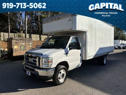 Used 2015 Ford E-350 and Econoline 350 Super Duty image 1