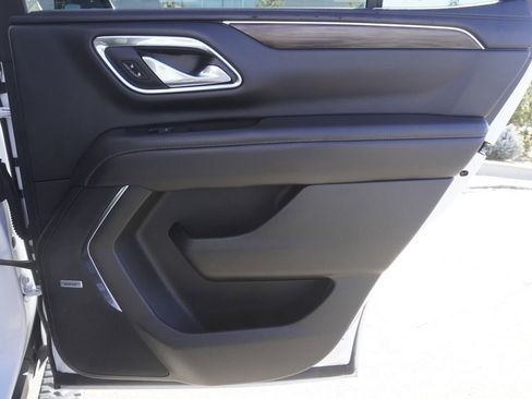 Used 2023 Chevrolet Tahoe Z71 w/ Luxury Package image 25