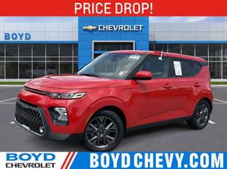 Used 2022 Kia Soul EX image 1