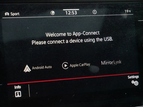 Certified 2023 Volkswagen Tiguan SE R-Line image 31