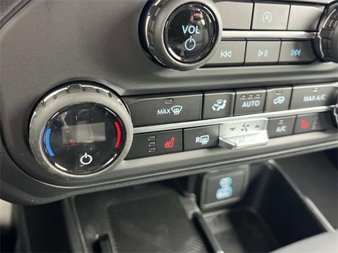 New 2025 Ford Bronco Big Bend image 28