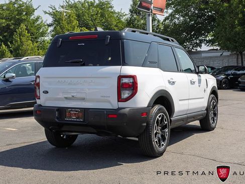 Used 2025 Ford Bronco Sport Outer Banks AWD/4WD image 19