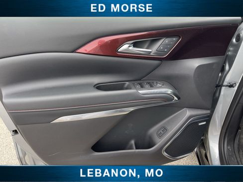 Used 2025 Chevrolet Traverse RS w/ LPO, Floor Liner Package AWD/4WD image 22
