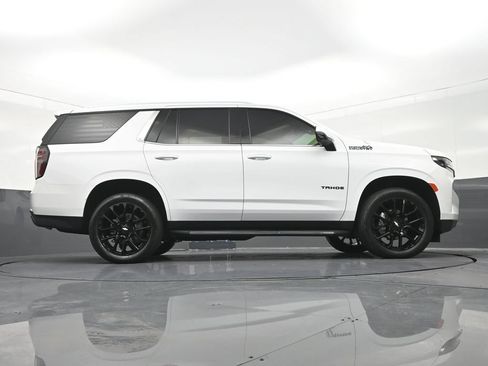 Used 2023 Chevrolet Tahoe High Country AWD/4WD image 29