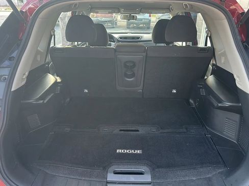 Used 2016 Nissan Rogue S image 13