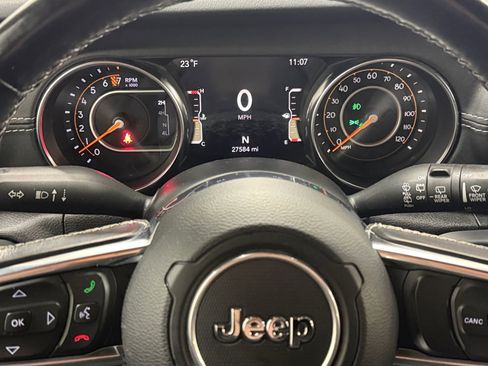 Used 2020 Jeep Wrangler Unlimited Sahara w/ Uconnect 4C Nav & Sound Group image 25