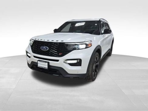 Certified 2022 Ford Explorer ST w/ Equipment Group 401A image 4