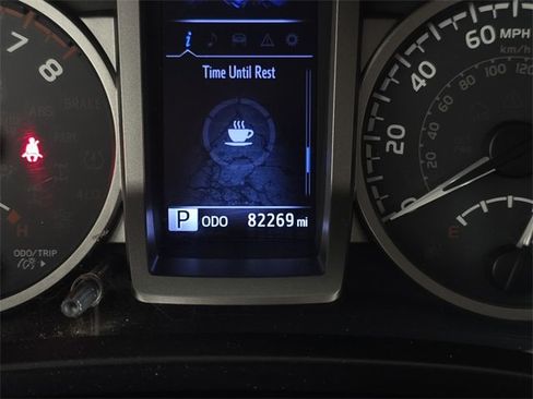 Used 2018 Toyota Tacoma SR5 image 13