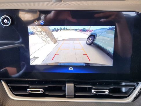 New 2026 Chevrolet Equinox LT w/ LPO, Floor Liner Package image 13