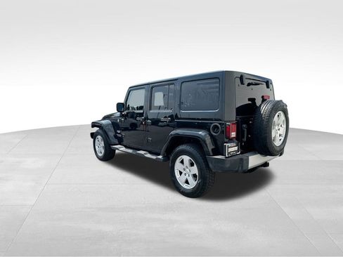 Used 2012 Jeep Wrangler Unlimited Sahara w/ Dual Top Group image 6