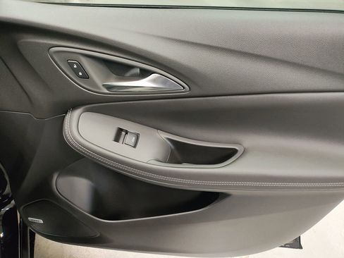 New 2026 Buick Encore GX Avenir w/ Avenir Technology Package image 9