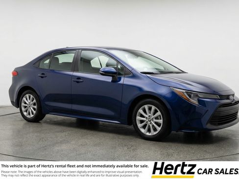 Used 2025 Toyota Corolla LE FWD image 1