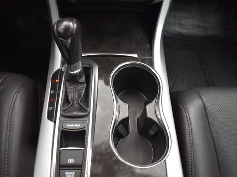 Used 2020 Acura TLX w/ Technology Package FWD image 9