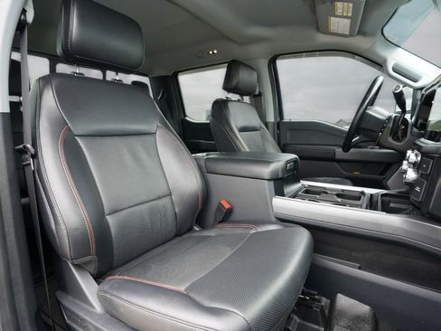 Used 2023 Ford F250 Lariat w/ Sport Appearance Package AWD/4WD image 29