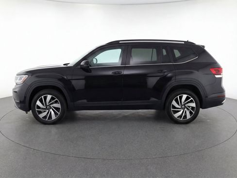 Used 2025 Volkswagen Atlas SE FWD image 5