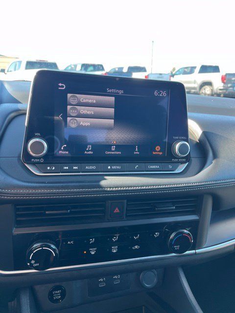 Used 2024 Nissan Rogue S AWD/4WD image 42