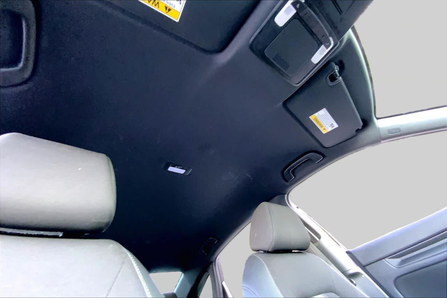 Used 2023 Honda Civic Sport image 14