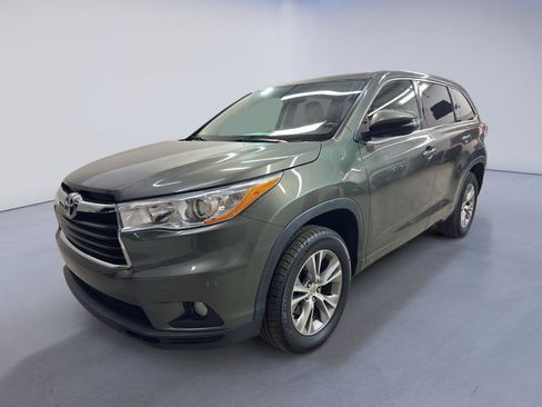 Used 2014 Toyota Highlander Plus image 3
