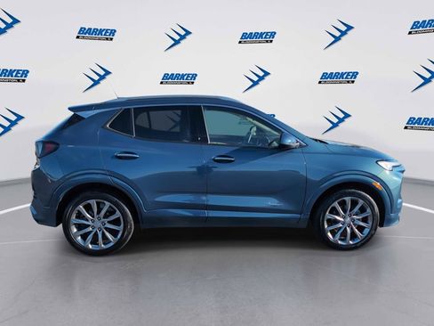 Used 2024 Buick Encore GX Avenir w/ Avenir Convenience Package image 9