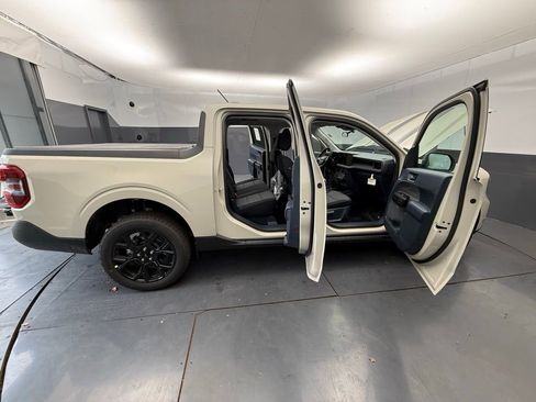 New 2025 Ford Maverick XLT w/ XLT Luxury Package image 20