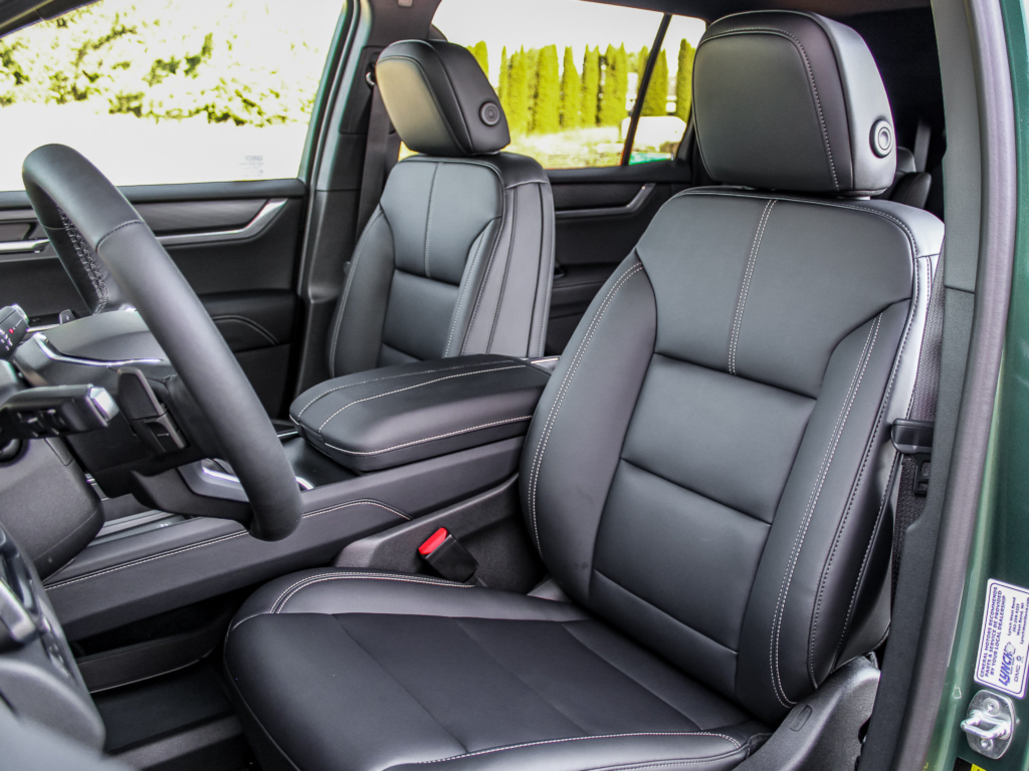 New 2027 GMC Acadia Elevation w/ Black Edition AWD/4WD image 19