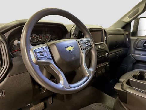 Used 2022 Chevrolet Silverado 2500 Custom w/ Custom Convenience Package AWD/4WD image 12