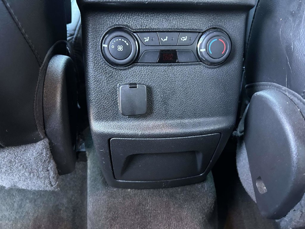 Used 2013 Ford Explorer XLT FWD image 15