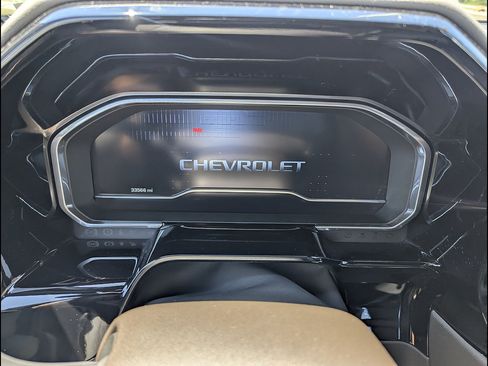 Used 2023 Chevrolet Silverado 1500 LTZ w/ Technology Package AWD/4WD image 2