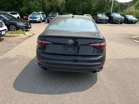 Used 2023 Volkswagen Jetta GLI Autobahn FWD image 4
