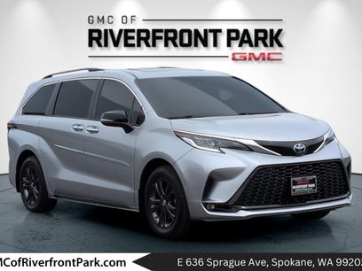 Used 2024 Toyota Sienna LE