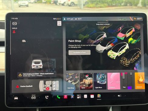 Used 2018 Tesla Model 3 Long Range RWD image 17