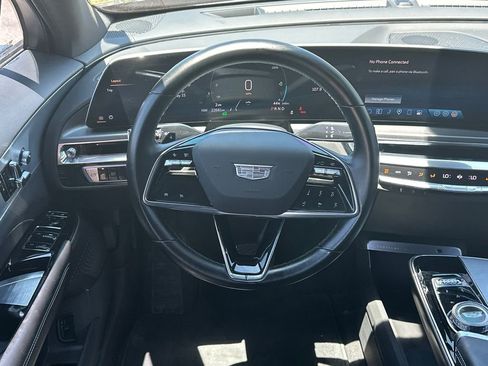 Certified 2024 Cadillac Lyriq Tech w/ Driver Assist Package AWD/4WD image 24