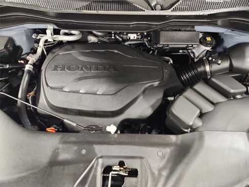 Used 2025 Honda Ridgeline Black Edition image 28